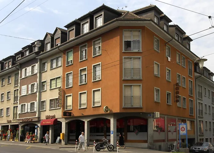 Hotel De La Vieille Tour
