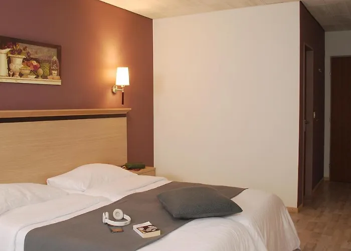 Hotel De La Vieille Tour