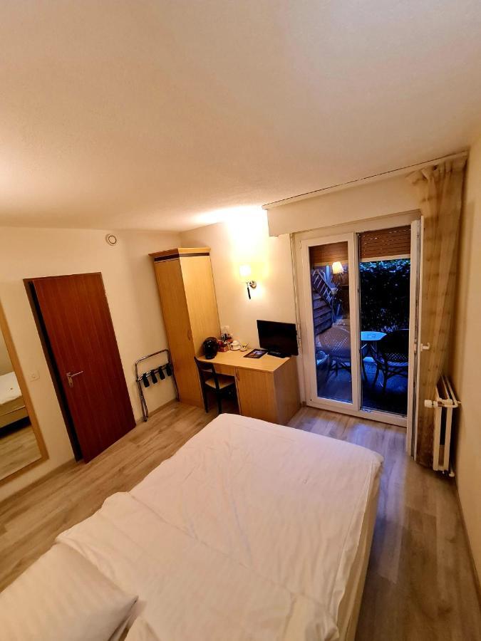 Hotel De La Vieille Tour