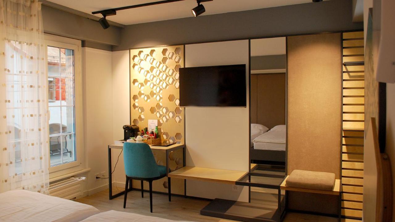 De La Vieille Tour Hotel 3*