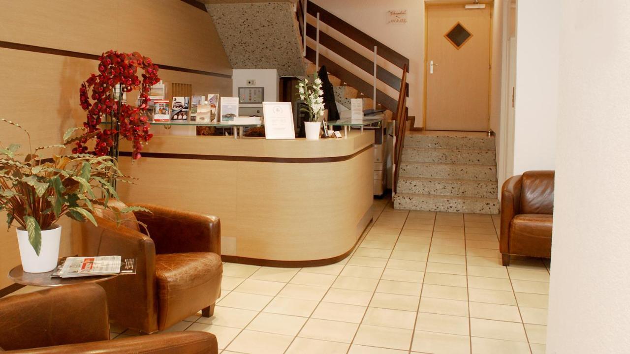 Hotel De La Vieille Tour 3*